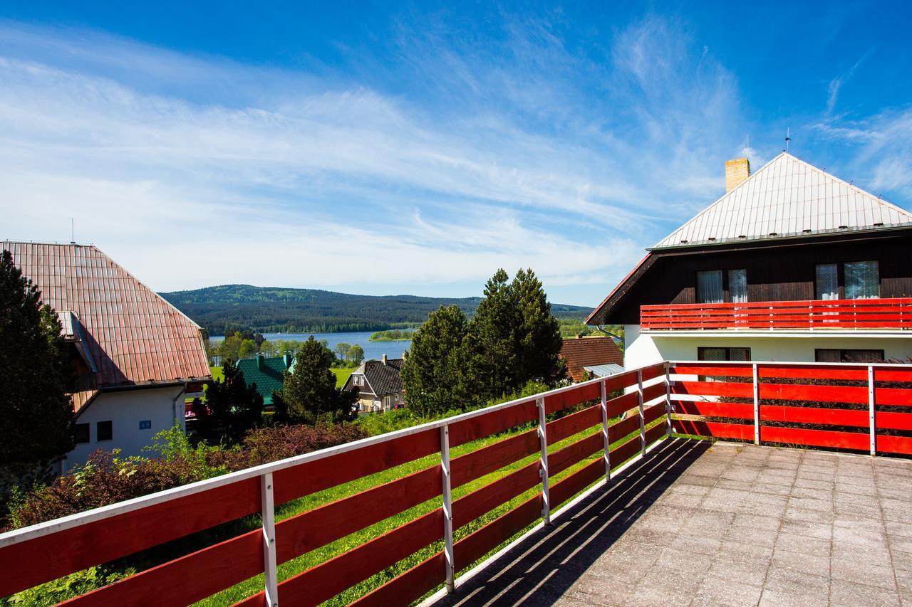 Hotel Fontana Lipno Černá v Pošumaví Exterior foto